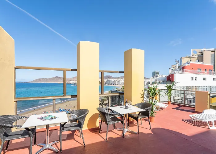 Colon Playa Апартаменти *