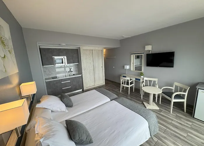 公寓 科隆海滩公寓 *